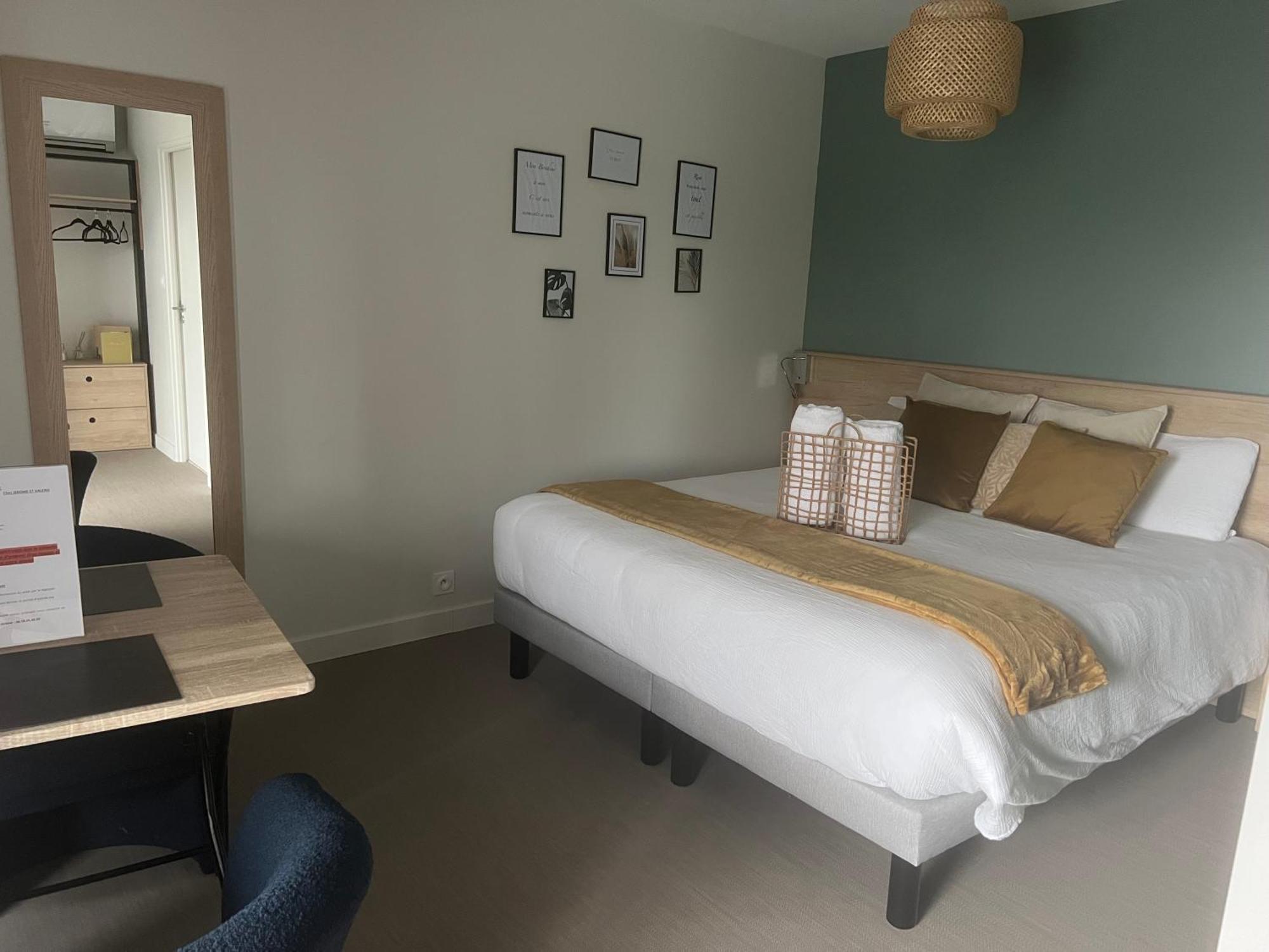 Chambre Privatisee L'Ermitage Vue Sur La Mayenne ชาโต-กงติเยร์ ภายนอก รูปภาพ